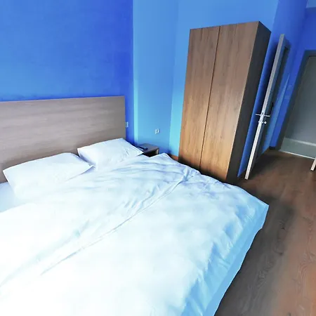 Hotel Easy